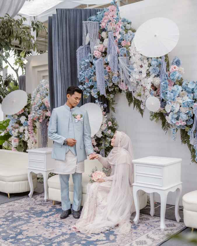 Pasangan pengantin FMO dalam perayaan bernuansa klasik